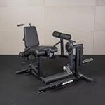 Análisis del curl femoral tumbado: ventajas y recomendaciones de equipos para fortalecer tus piernas.